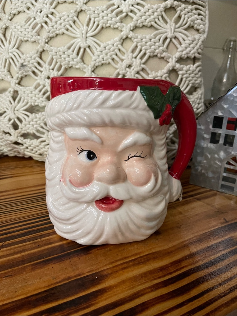 Vintage Style Winking Santa Face Ceramic Utensil holder - White & Red